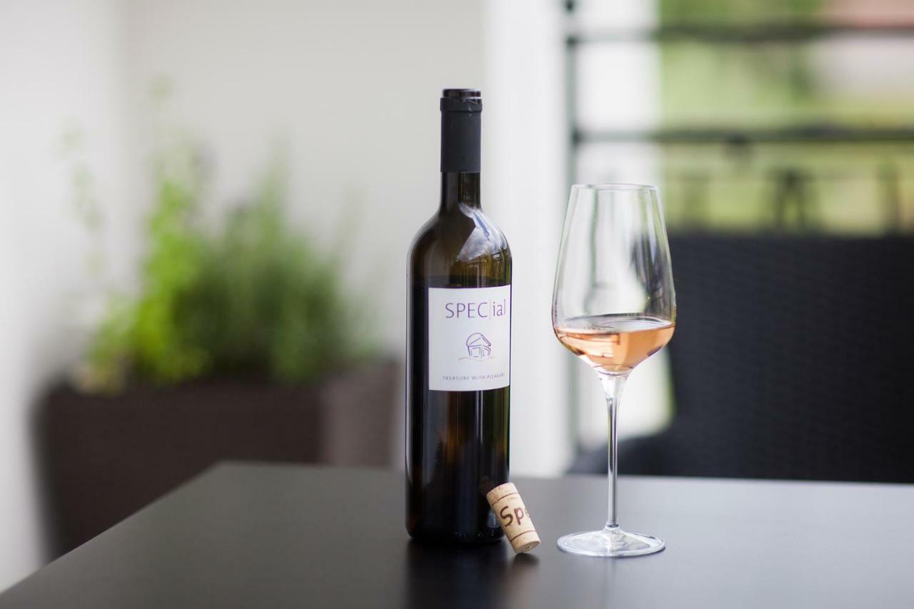 Design & Wine Vila Special Bled Exterior photo